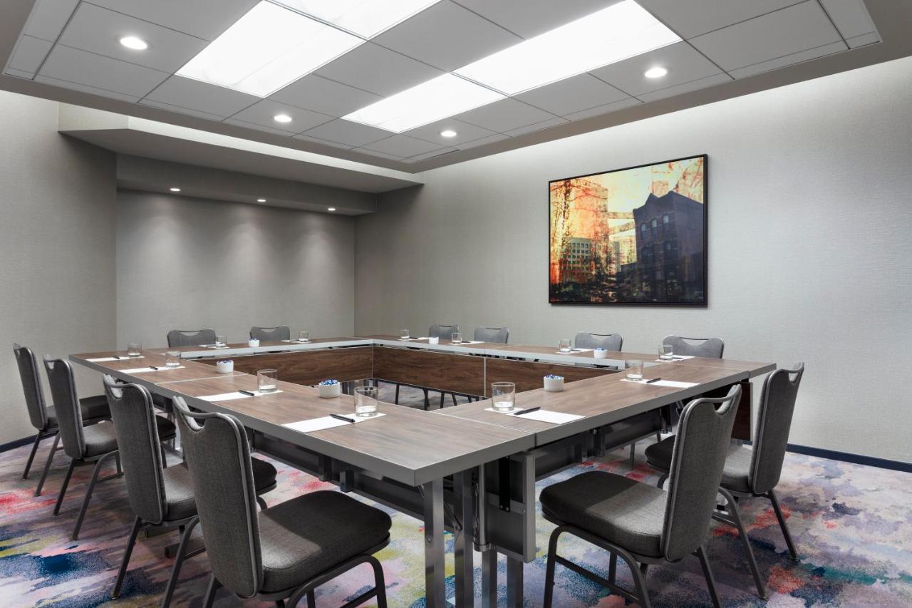 The Lofton Hotel Minneapolis, Tapestry Collection By Hilton Extérieur photo